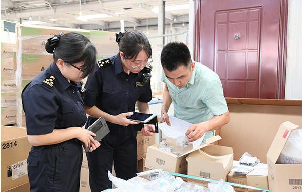 鄭州海關(guān)：前11個(gè)月，河南省外貿(mào)進(jìn)出口總值5024.8億元，其中民營(yíng)企業(yè)進(jìn)出口1366.3億元