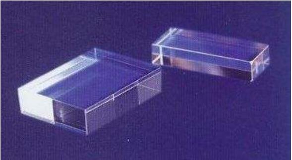 隨著國家對新興產(chǎn)業(yè)的大力扶持，給氧化鋁陶瓷行業(yè)帶來重大利好