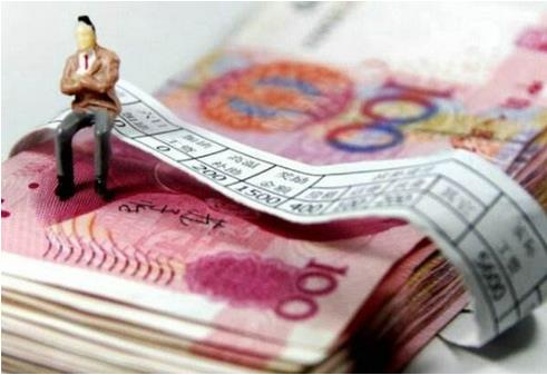 截至2018年12月份，全國共有15個省份調整最低工資標準，上海以2420元居全國之首?