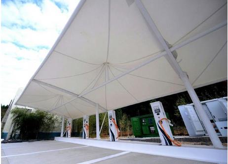 中國充電聯(lián)盟：2019年1月，充電基礎(chǔ)設(shè)施增量為4.4萬臺，同比增加231.6%??