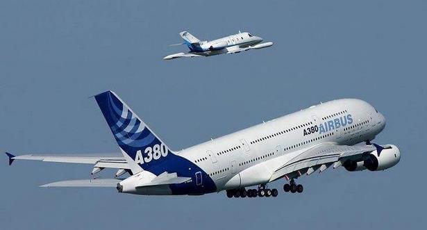 我國新型航空材料及先進(jìn)工藝發(fā)展很快，材料產(chǎn)業(yè)市場的空間很大