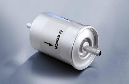 隨著最近幾年我國汽車工業(yè)的快速發(fā)展，為我國車用濾清器提供了廣闊的市場空間