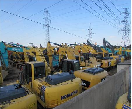 2019年1-2月納入統(tǒng)計(jì)的25家主機(jī)制造企業(yè)，共計(jì)銷售各類挖掘機(jī)械產(chǎn)品30501臺(tái)