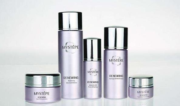 中國(guó)化妝品市場(chǎng)持續(xù)發(fā)展2018年化妝品行業(yè)規(guī)模達(dá)3963億元