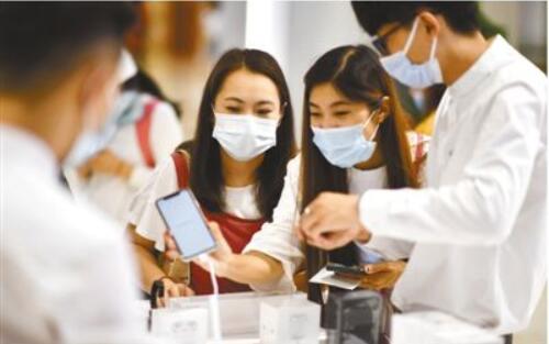 免稅業(yè)市場規(guī)模擴(kuò)大助消費(fèi)回暖：降低購物成本，拉動(dòng)旅游消費(fèi)